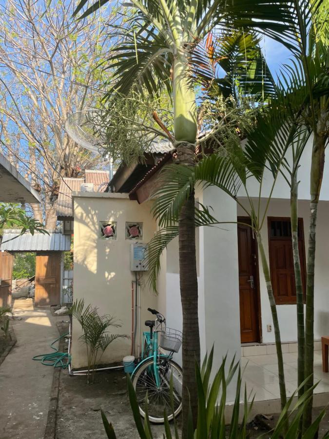 Ferienwohnung Rumah Side Gili Trawangan Exterior foto