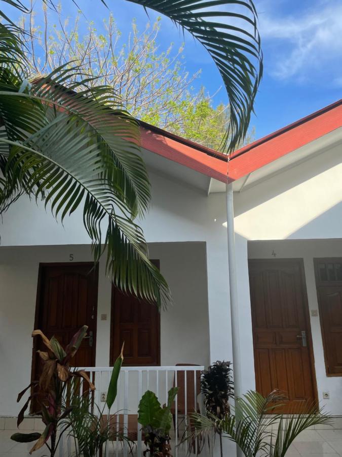 Ferienwohnung Rumah Side Gili Trawangan Exterior foto