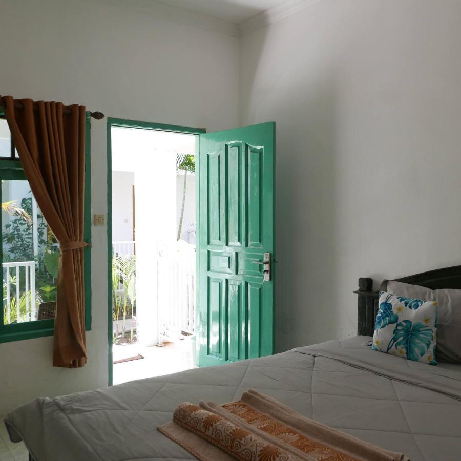 Ferienwohnung Rumah Side Gili Trawangan Exterior foto