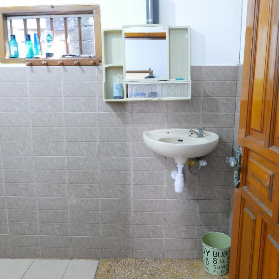 Ferienwohnung Rumah Side Gili Trawangan Exterior foto